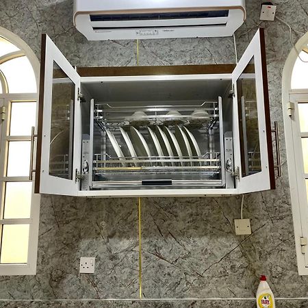 Deluxe Apartment Маскат Екстериор снимка