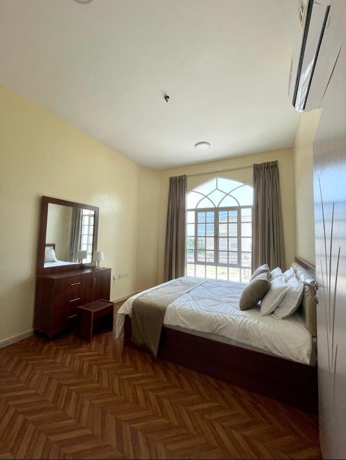 Deluxe Apartment Маскат Екстериор снимка