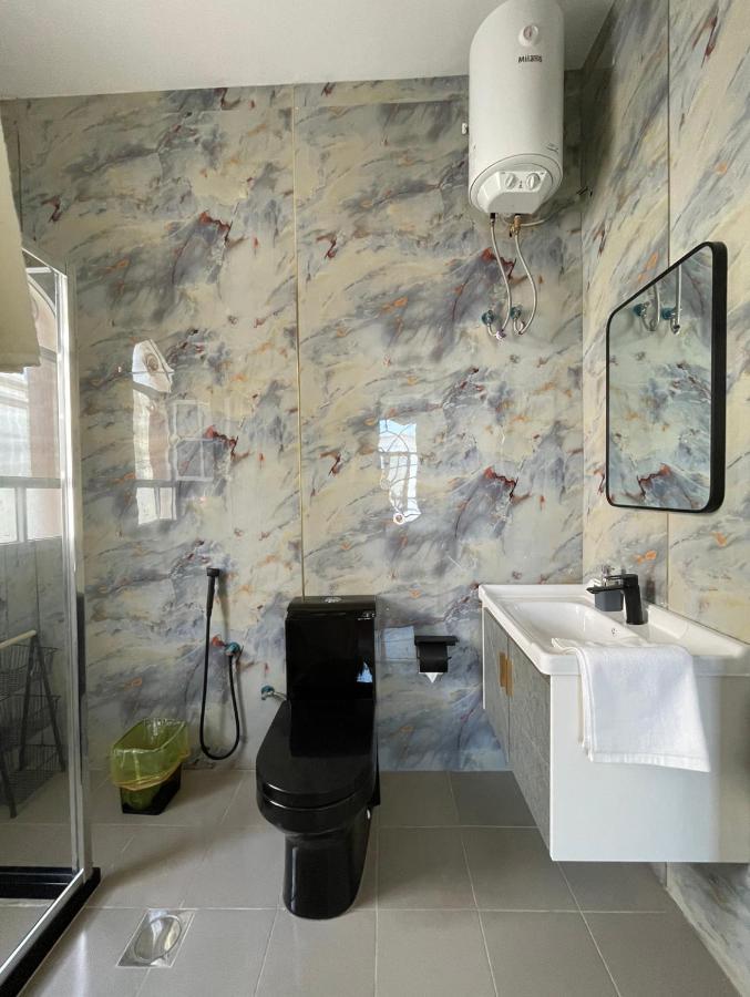 Deluxe Apartment Маскат Екстериор снимка
